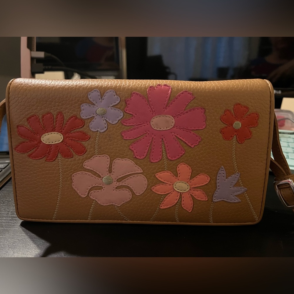 Vintage Brighton Clutch-near pristine condition!